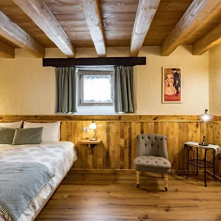 Maison d'hôtes D'hôtes La Moraine Enchantée Gressan