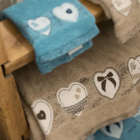 بيت ضيافة D'hotes La Moraine Enchantee غريسان